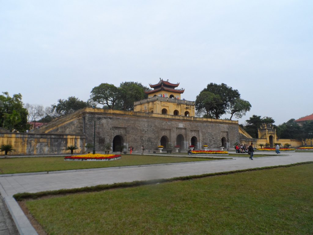 photo credit: Imperial Citadel of Thăng Long, Hanoi, Vietnam. via photopin (license)